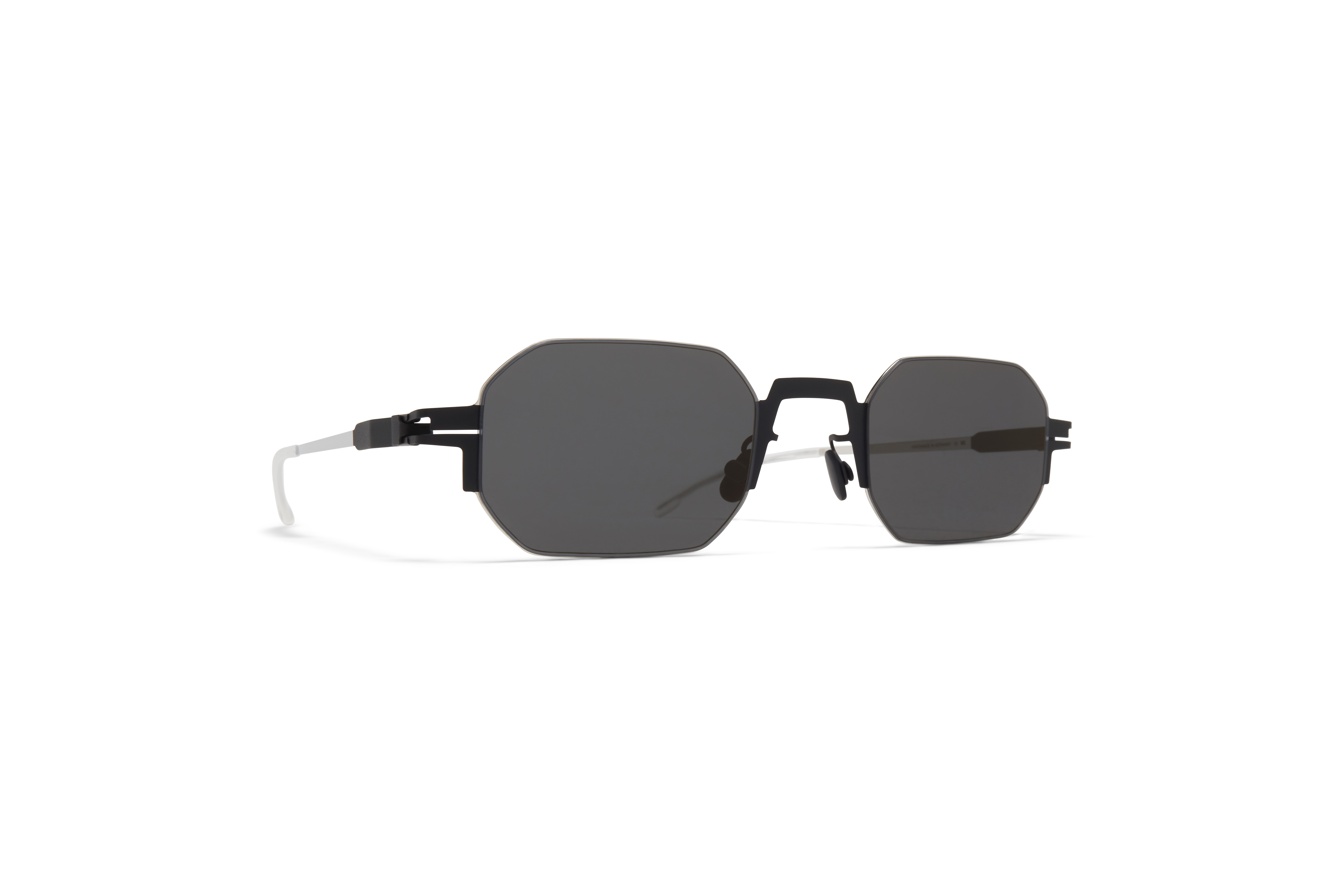 STUDIO15-1 - Black/Silver alternate