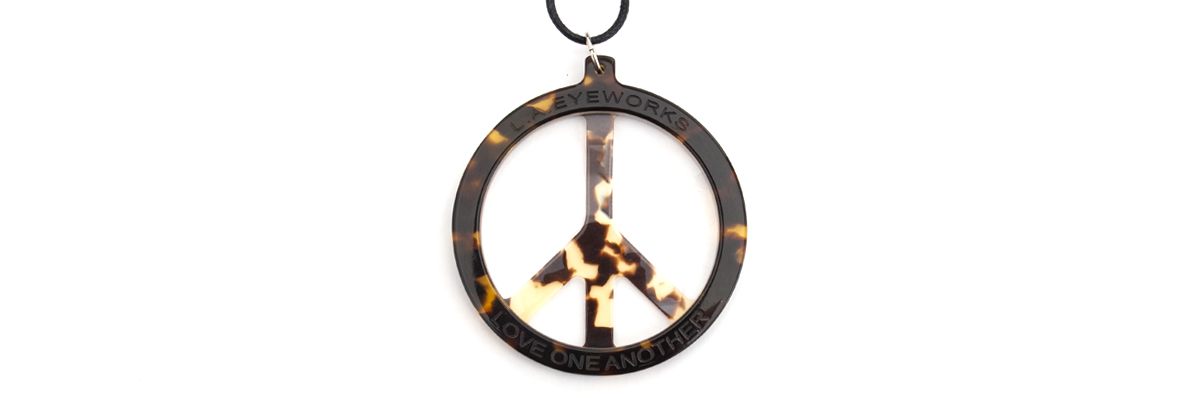 PEACE MONOCLE view 1