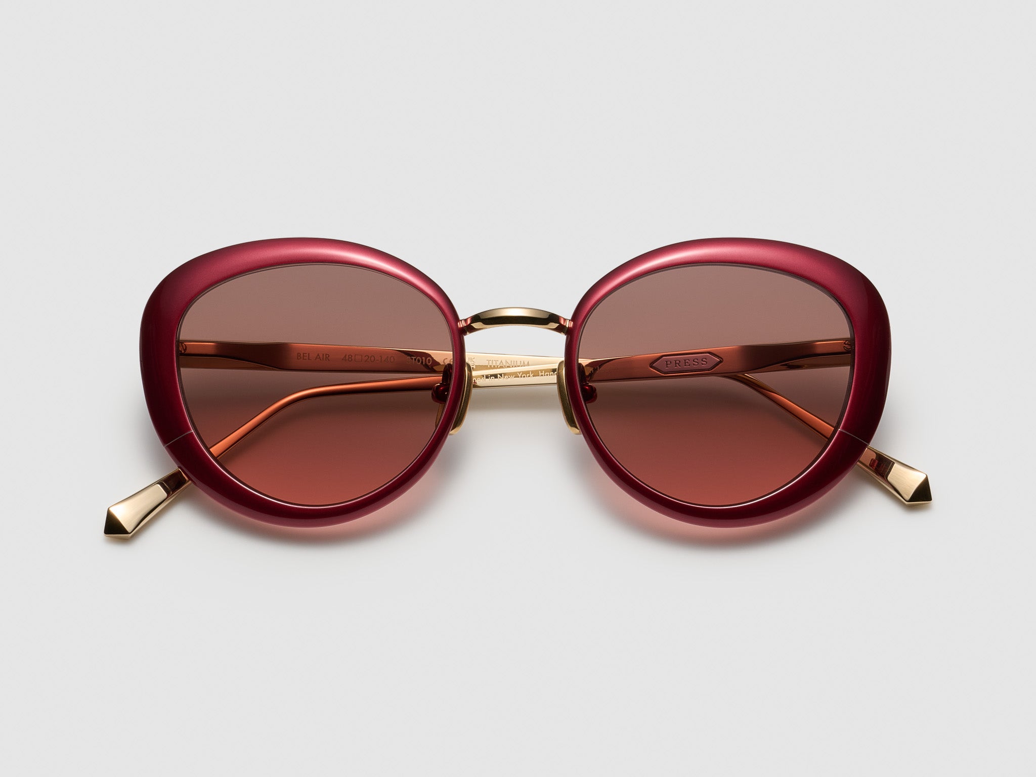 Red Mist - ST010