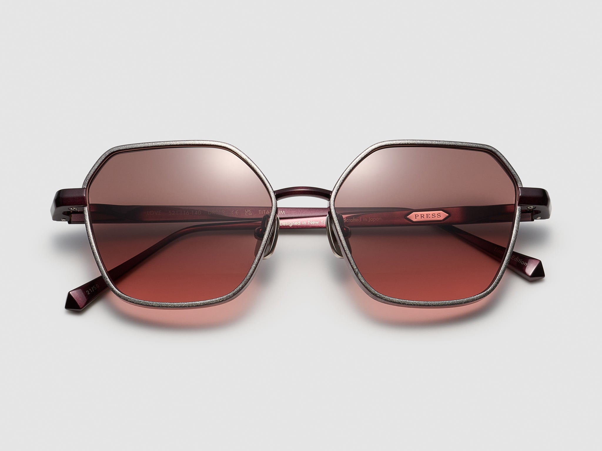 Burgundy Platinum Leaf - DR019