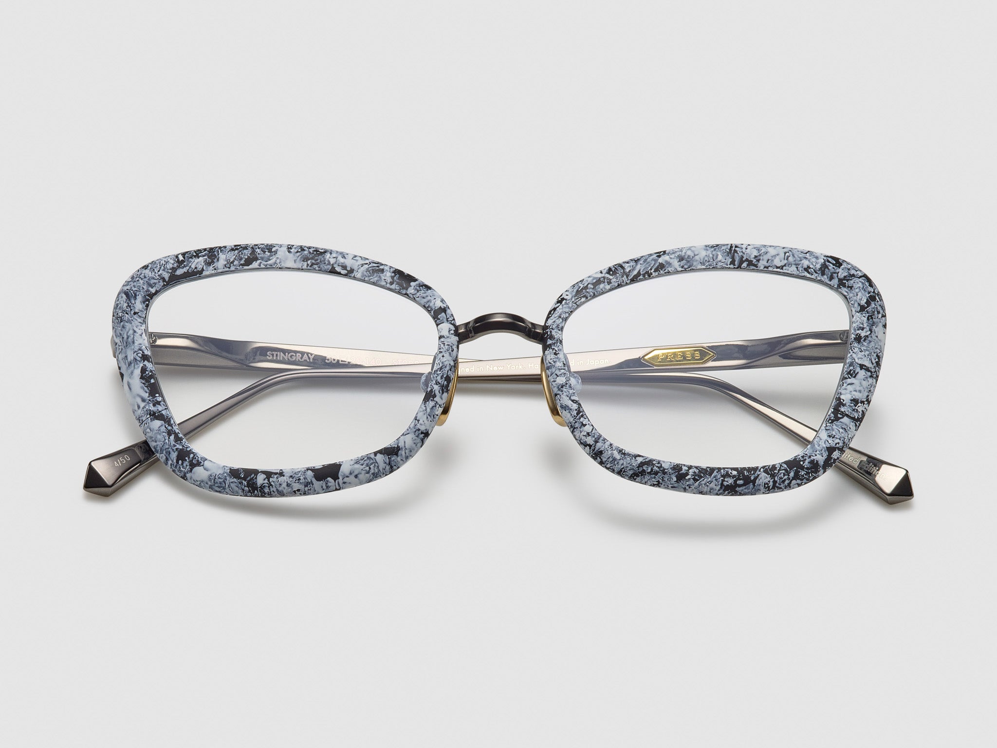 White Marble / Ruthenium - ST008