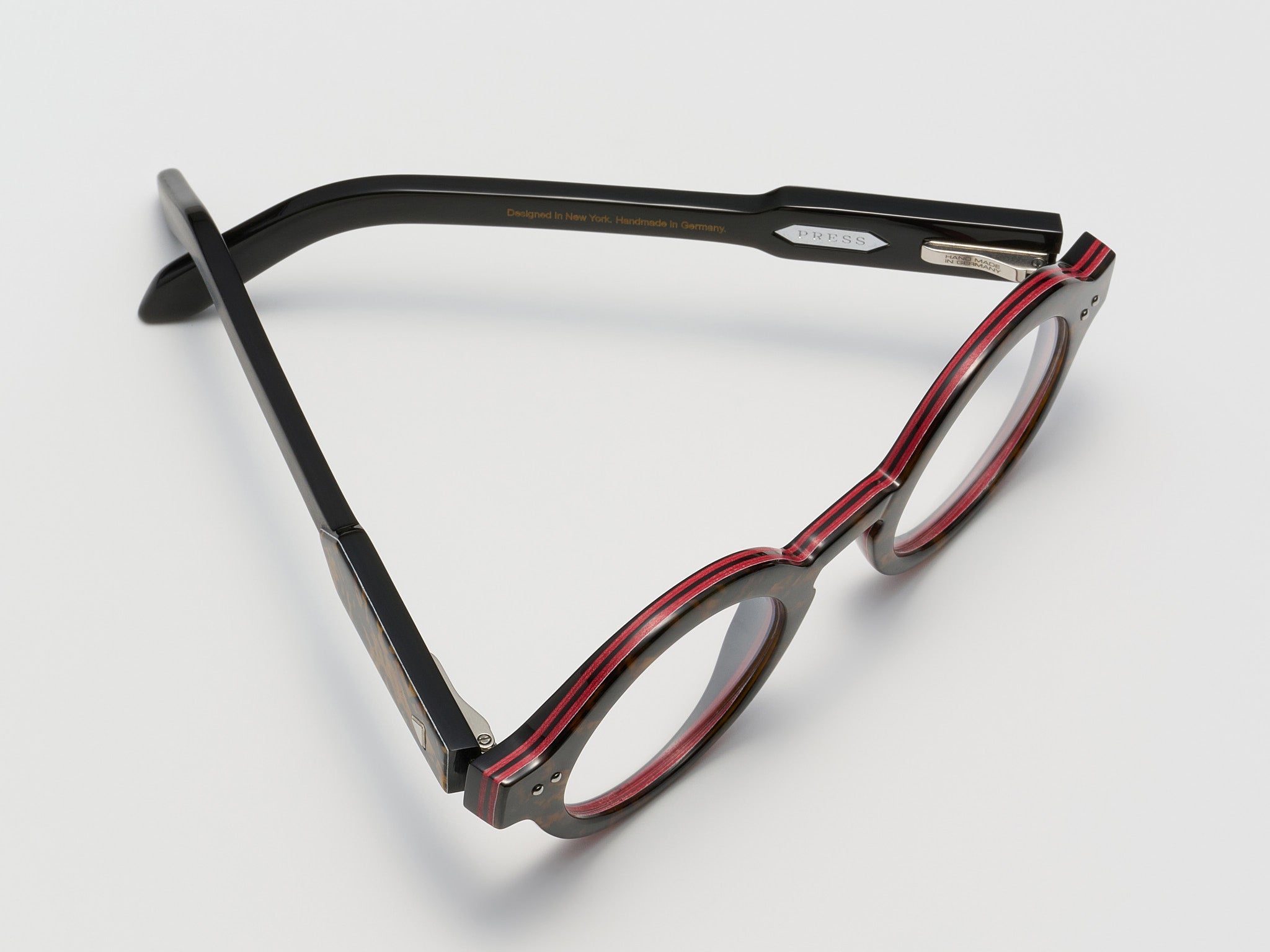 The Chic Horn view 3