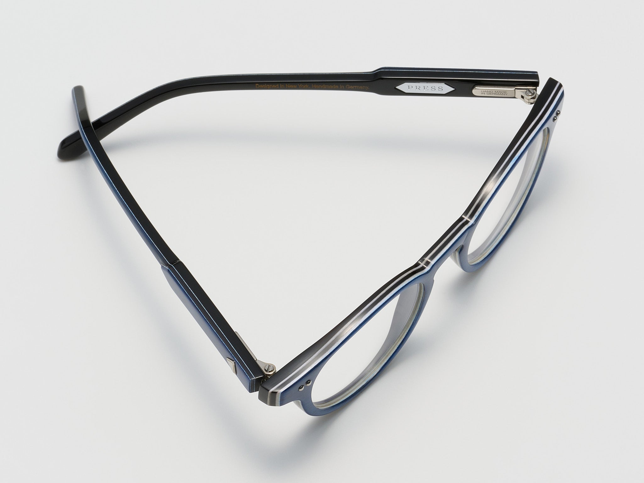 The Song Horn - Black - JP002 alternate angle