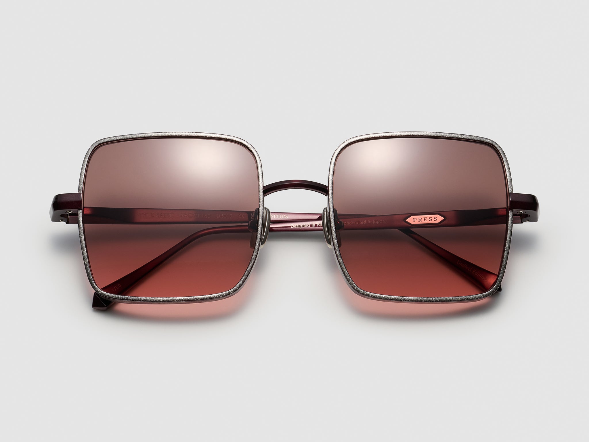 Burgundy Platinum Leaf - DR019